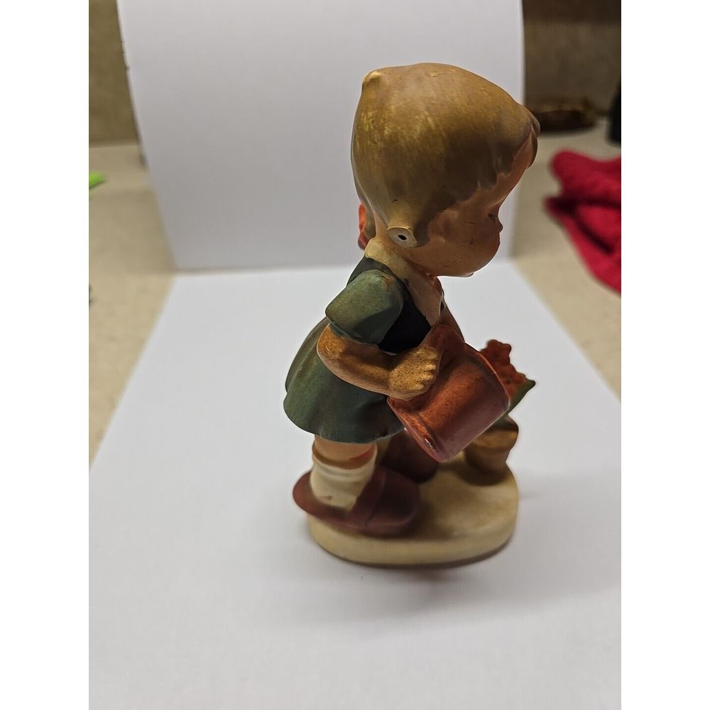 Little Gardener Porcelain Figurine Unsigned # 3373G 5.5"‎ - Picture 2 of 7
